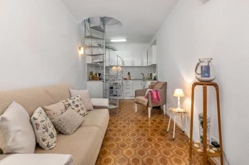 Typical Fisherman's Cottage with amazing sea views!