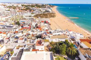 Maison de vacances Typical Fisherman's Cottage with amazing sea views! 16 Rua do Saco 8200-146 Albufeira Algarve