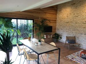 Maison de vacances Uluwatu - cottage cosy 17 Rue du Centre Rionet 33112 Saint-Laurent-de-Médoc Aquitaine