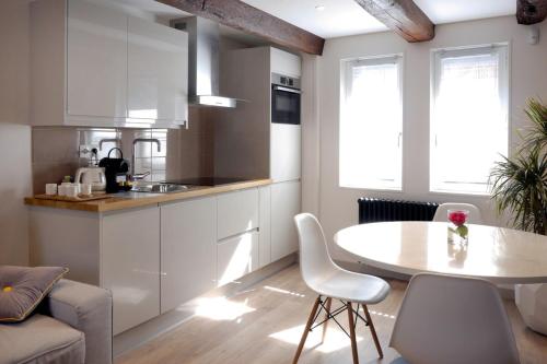 Ulysse - charming fisherman's house - Private Garage