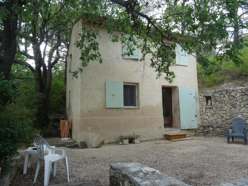 Maison de vacances Un bastidon provencal Hameau La Cride 370 chemin d'oustric 13610 Le Puy-Sainte-Réparade