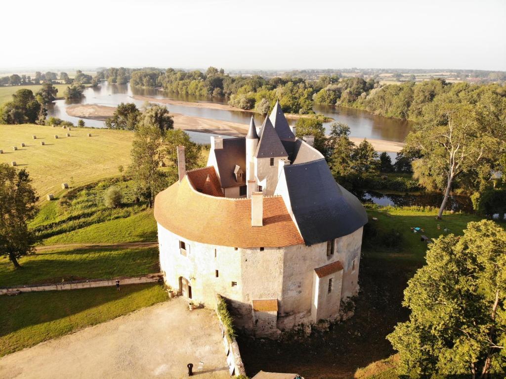 Maison de vacances Un château en Bourgogne Château de Meaucé 58470 Saincaize-Meauce