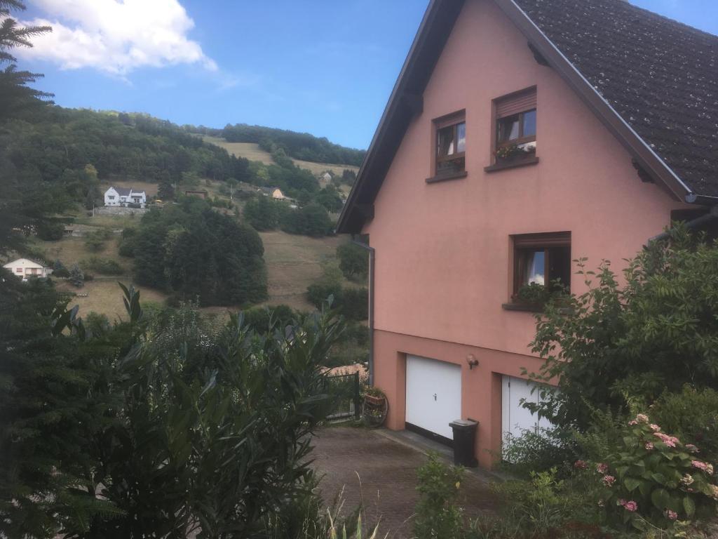 Maison de vacances Un cocon douillet entre Vignes et Montagne 5a rue des hauts jardins 68240 Fréland