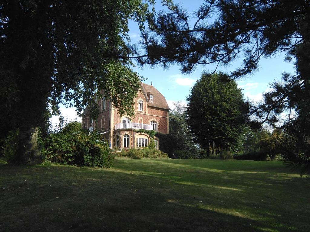Une belle maison ouverte sur le jardin, près de la mer 44420 Piriac-sur-Mer
