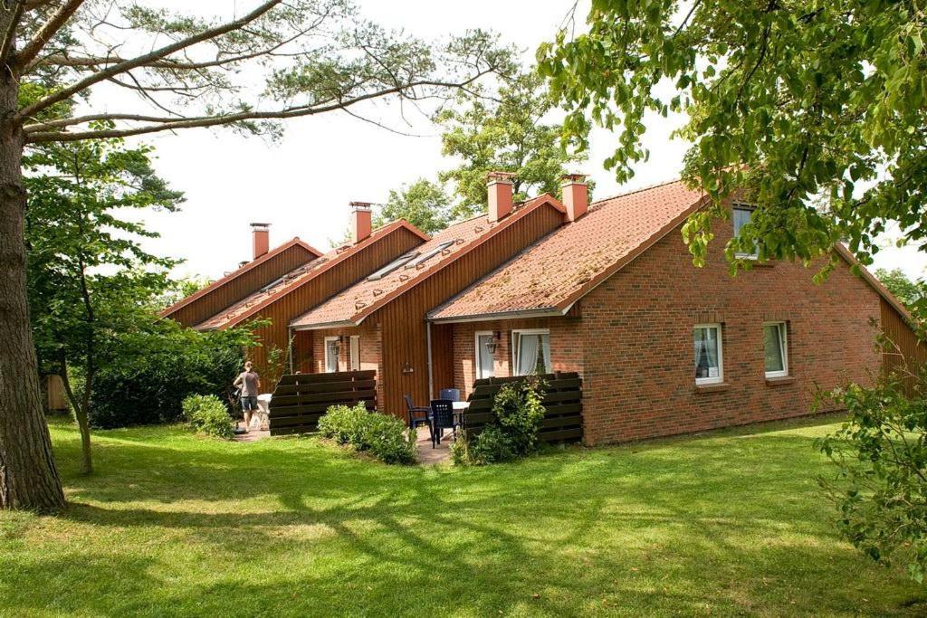 Maison de vacances Urlauberdorf Urlauberdorf 42a Kastanienallee 25-55 23946 Boltenhagen