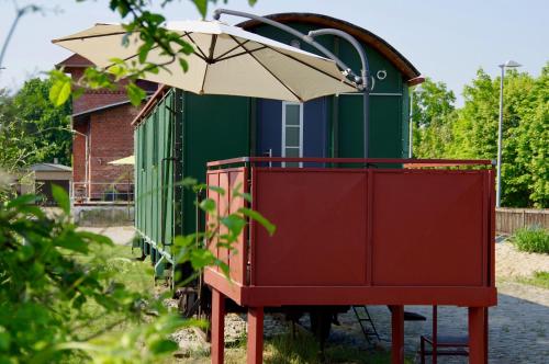 Urlaubsbahnhof-Schlafwagen