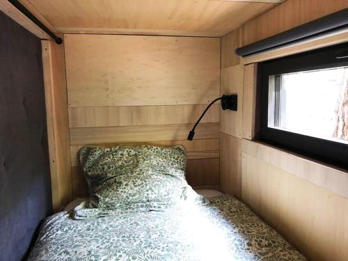 Vaimiti, cabane cosy sous les pins (50m de la plage)