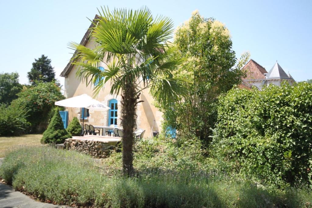 Maison de vacances Vakantiehuis 10 personnes Chateau de corail 24140 Queyssac