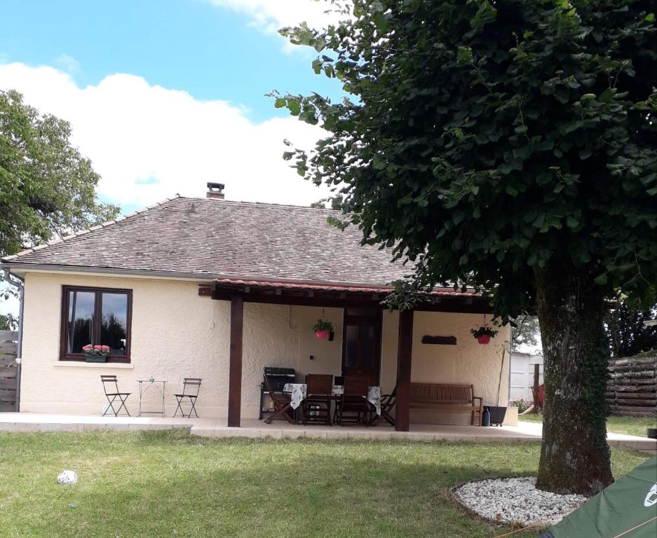 Maison de vacances vakantiehuis jacaranda in dordogne Avenue de Limoges 42 24450 La Coquille