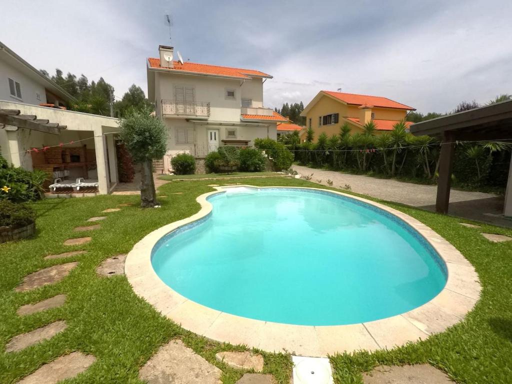 Maison de vacances Valadas Guest House Rua Dona Amélia, 340 Lousado 4525-160 Canedo