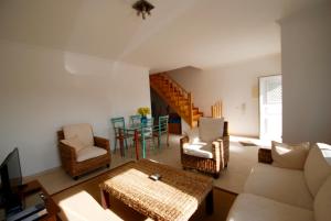 Valley - Charming 2 bedroom holiday home with valley and river views