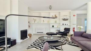 Vila Castro, Cleverdetails CD239