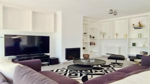 Vila Castro, Cleverdetails CD239