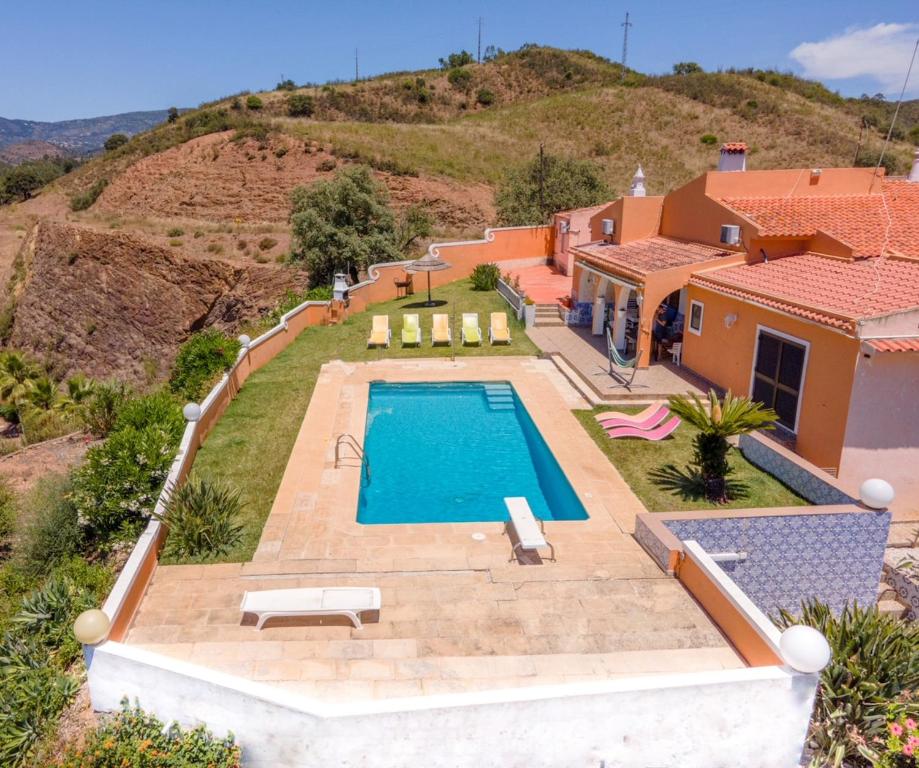 Maison de vacances Vila Portimão T5 com Piscina Rasmalho \ 8500-827 Portimão