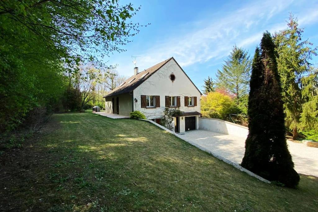 Maison de vacances Villa 16 personnes, au cœur de la campagne Les Vallées 45220 Triguères