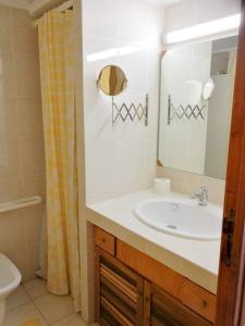 Maison de vacances VILLA 2 à 6 pers - 2 chambres - piscine tennis (résidence), plage 300 m Marine de Favone 20135 Conca Corse
