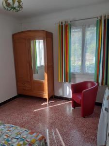 VILLA 4 CHAMBRES A 700M DU VILLAGE ET DES PLAGES PAR UN CHEMIN PIETONNIER
