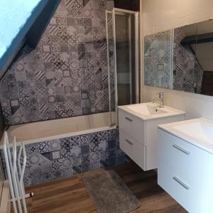 Villa 4 M spacieuse avec piscine