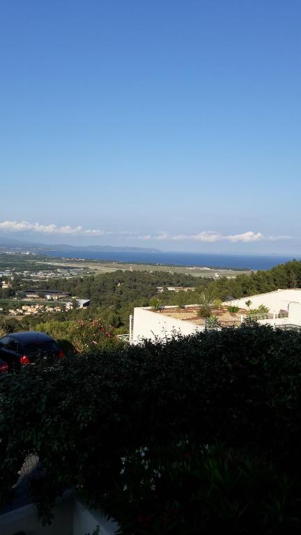 Villa à 900 m de la plage de Lozari