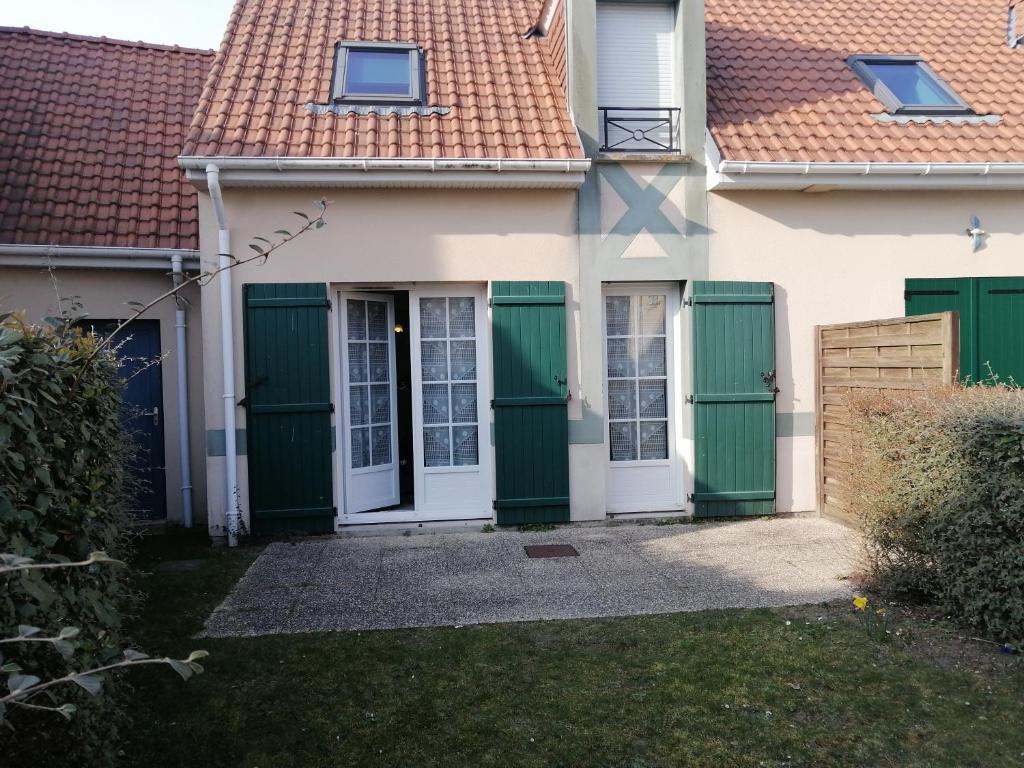 Maison de vacances Villa Alexandra n36, 6 personnes hameau Alexandra  216 rue de l'yser 80120 Fort-Mahon-Plage