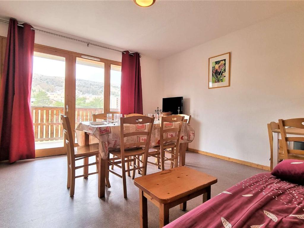 VILLA AUX PIEDS DES PYRENEES 65380 Azereix