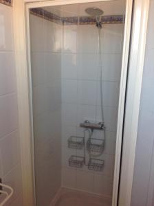 villa avec piscine chauffee securisee 500m mer