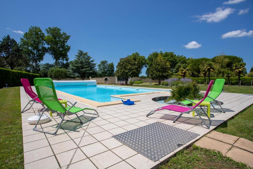 Maison de vacances Villa avec piscine proche Royan 193 route de Soujon 17600 Médis