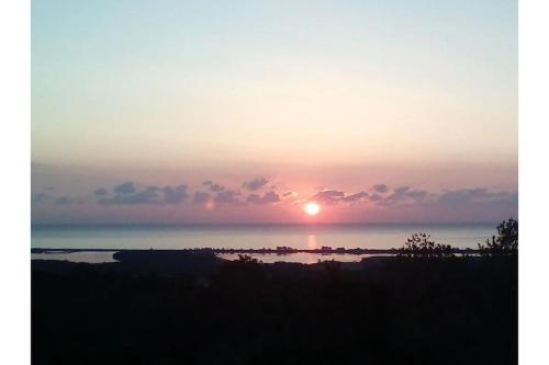 Villa climatisée, 5min des plages, superbe vue mer