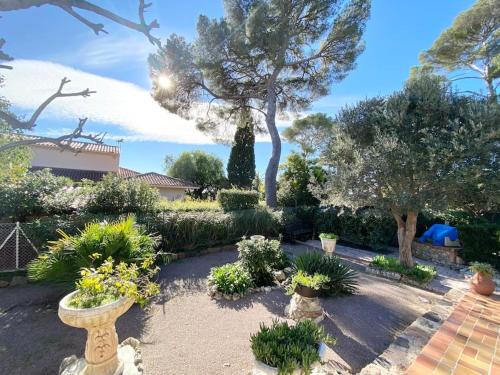 Villa DAMALIX front de mer 5 pax Plage