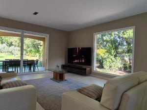 Villa de 4 chambres & superbe Jardin et Pool
