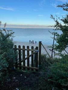 Villa de charme face à l'océan, sur une Ile avec accés direct plage
