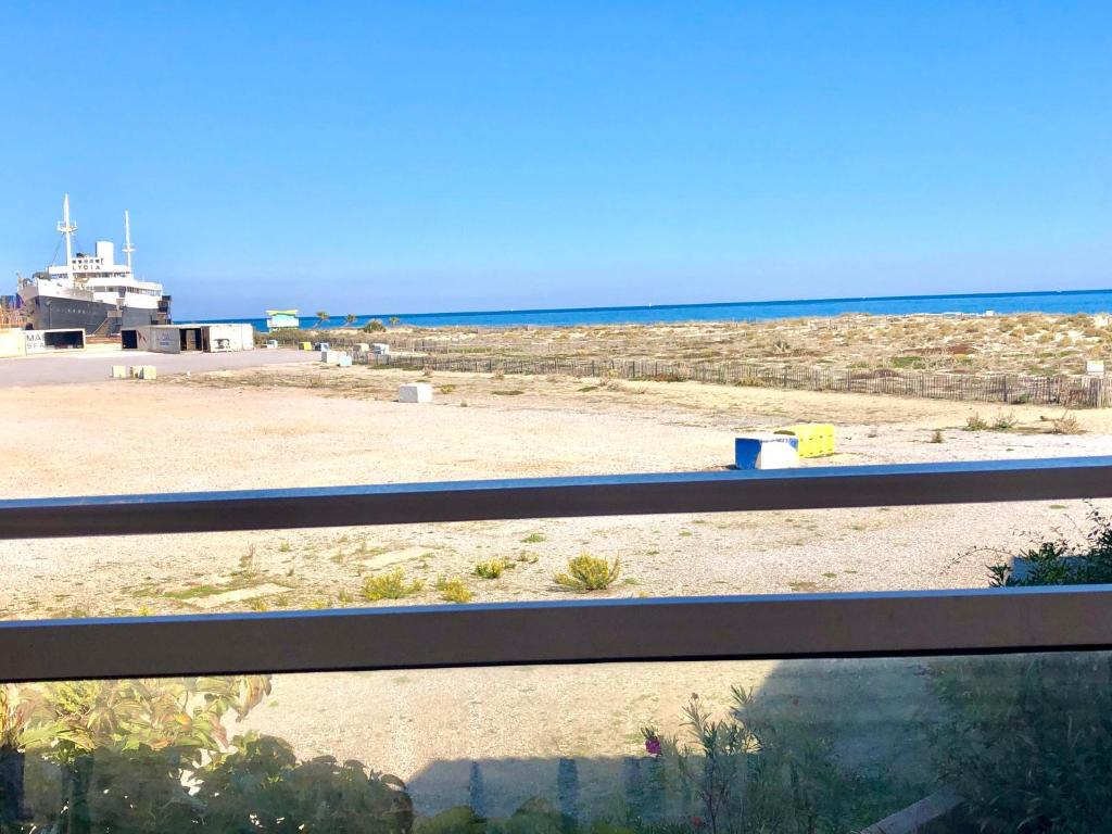 Villa de Louis piscine vue mer, Lydia et plage MAISON 27 Résidence les Bastides de la mer, 66420 Le Barcarès