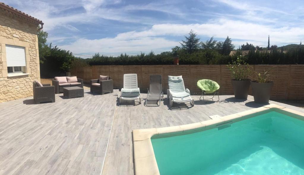 Maison de vacances Villa Emma 10 / 12 personnes 25 Les Echirouzes 26230 Grignan