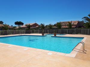 Maison de vacances Villa en duplex très calme en résidence privée avec piscine Résidence Les Marines du Roussillon 66750 Saint-Cyprien Languedoc-Roussillon