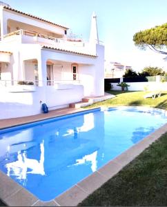 Villa Galé I