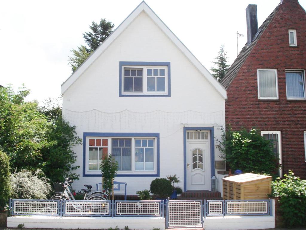 Villa-Husum Woldsenstr. 76, 25813 Husum