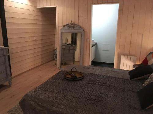 Villa in Nuaillé-d'Aunis with Sauna, Hot Tub and Barbecue