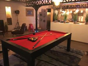 Villa in Nuaillé-d'Aunis with Sauna, Hot Tub and Barbecue