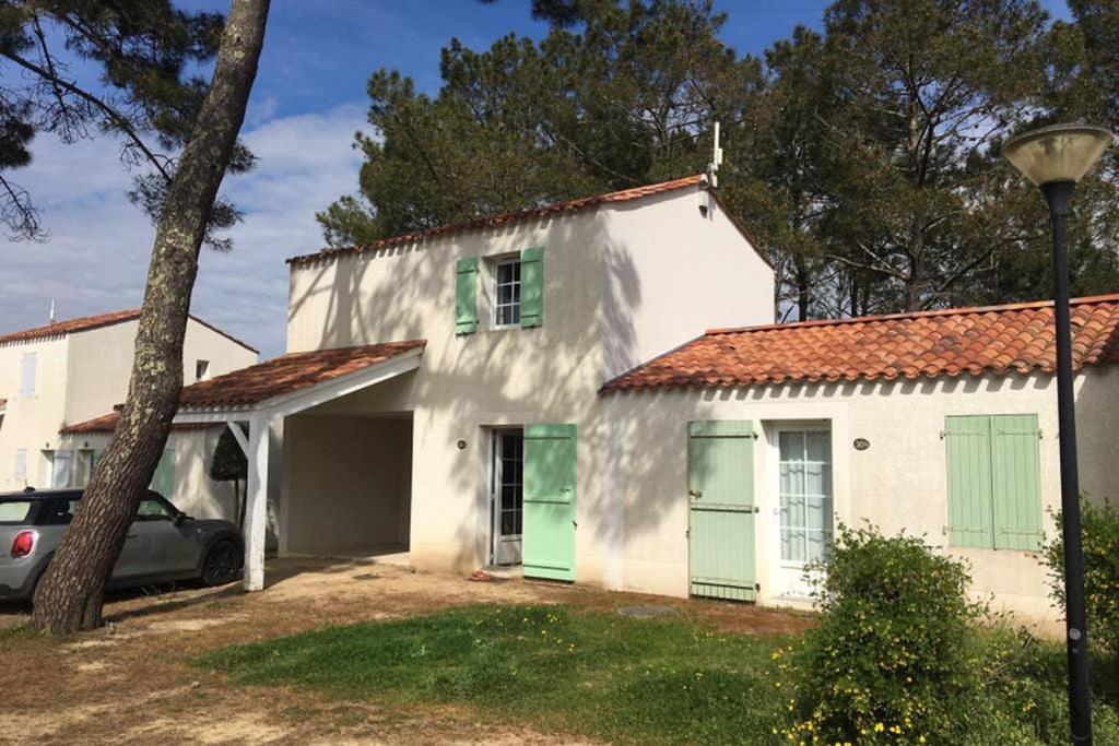 Maison de vacances Villa L'Acacias 30A 938 Avenue du Docteur Joussemet 85560 Longeville-sur-Mer