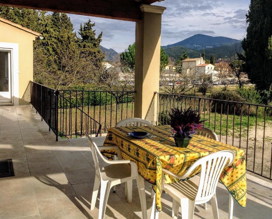 Villa La Patachou 6 Ter route de Vaison, 84340 Malaucène