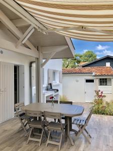 Villa La Plage Pour 7 Personnes A Proximite Du Port De Plaisance