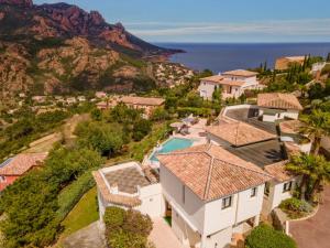 Villa Le porphyre rouge für 12 Pers mit Pool und Meerblick