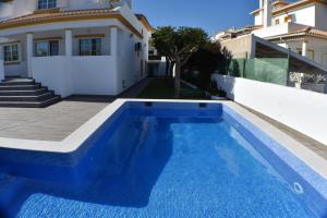 Maison de vacances Villa Linda Monica - HEATED POOL Rua Quinta dos Caliços B74 8200-666 Albufeira Algarve