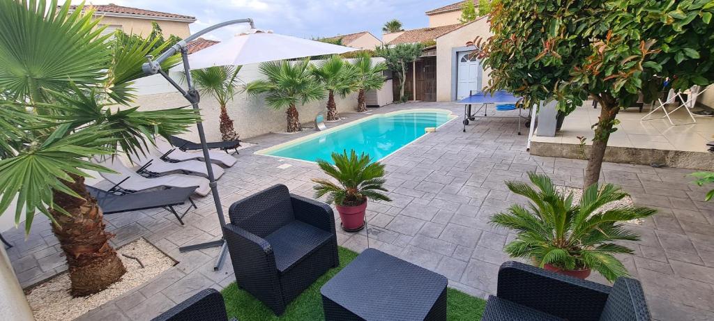 Villa Lombrine 30220 Saint-Laurent-dʼAigouze