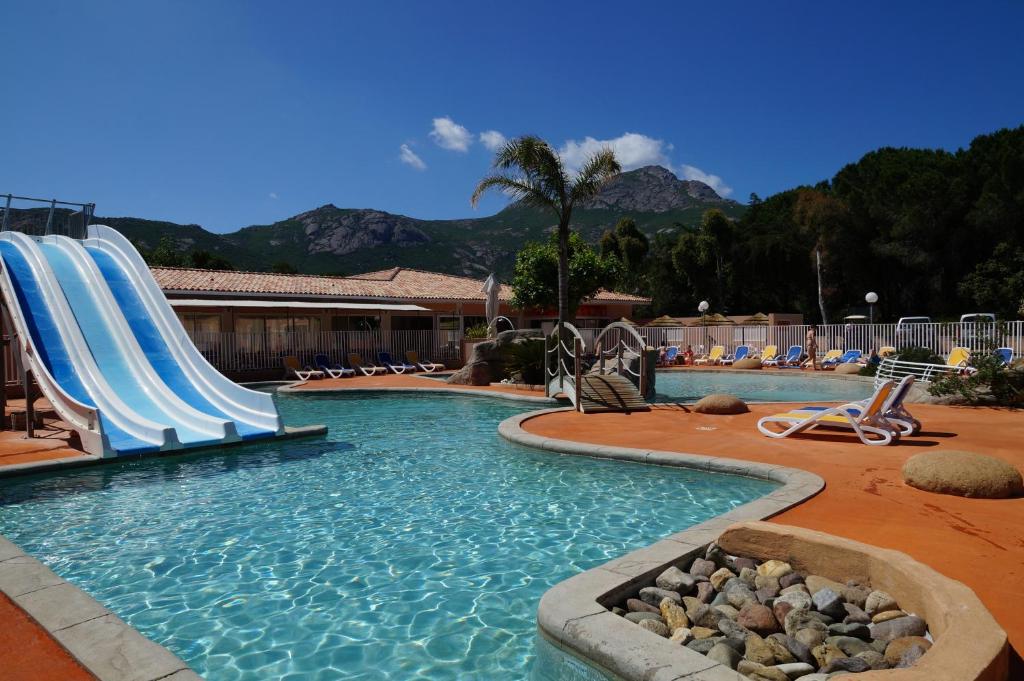 Villa Lorenzo - walking distance to beach
