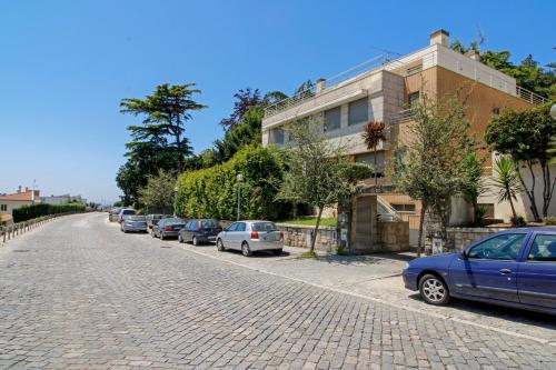Villa Luzya - House with City Views & Balcony