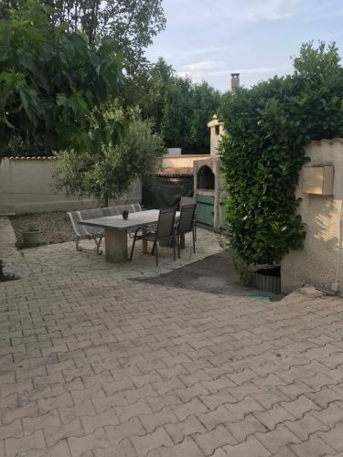 Villa Mamamia T4 avec piscine proche commerce au pied des Cévennes