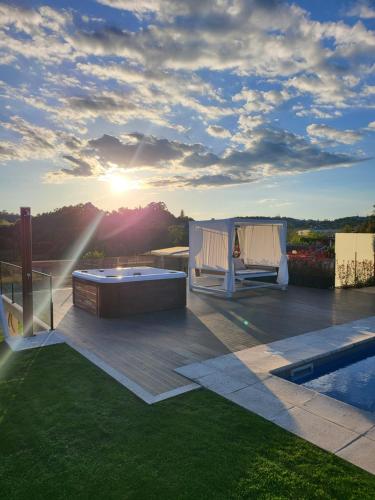 Villa Moura - Pool & Jacuzzi
