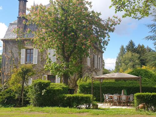 VILLA MURA gite luxe avec piscine et spa campagne et grand air nouvelle Aquitaine Corrèze