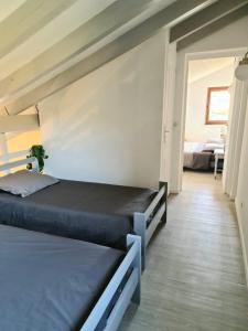 Villa Oletta, avec piscine et tennis communs, à 5km de St Florent